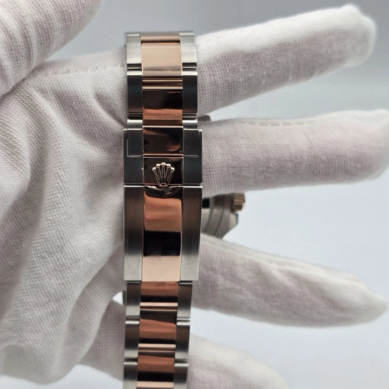 2023 PAPERS Rolex GMT-Master II Rootbeer 40mm 126711CHNR Two-Tone Rose Gold BOX