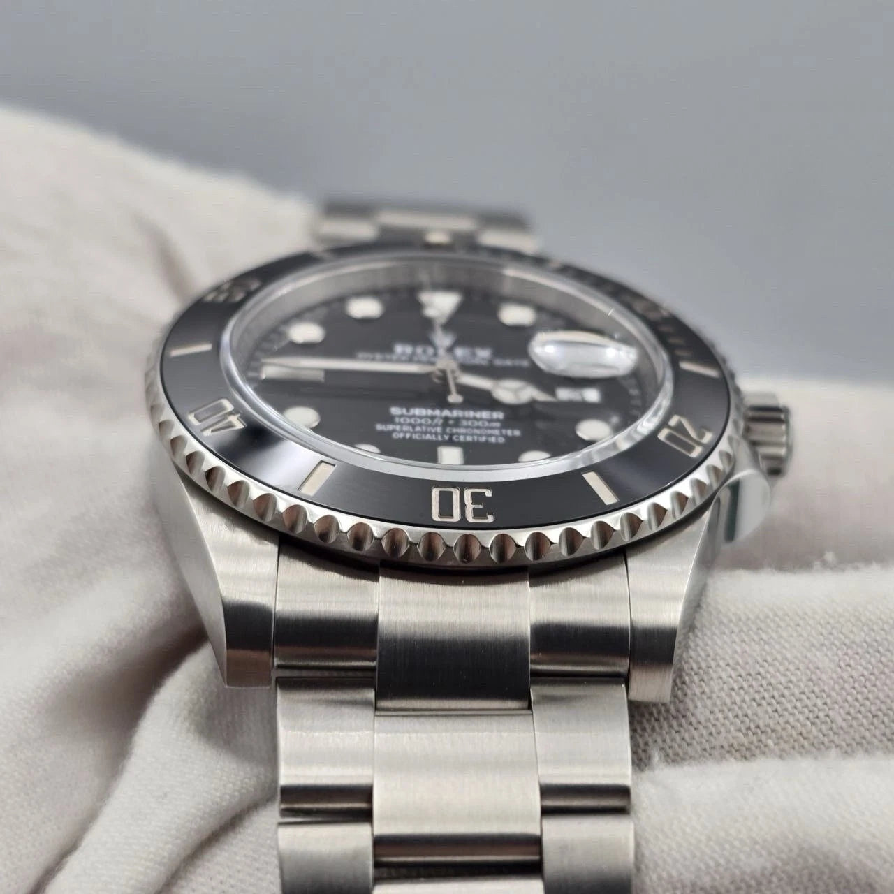 Rolex Submariner 126610LN 5