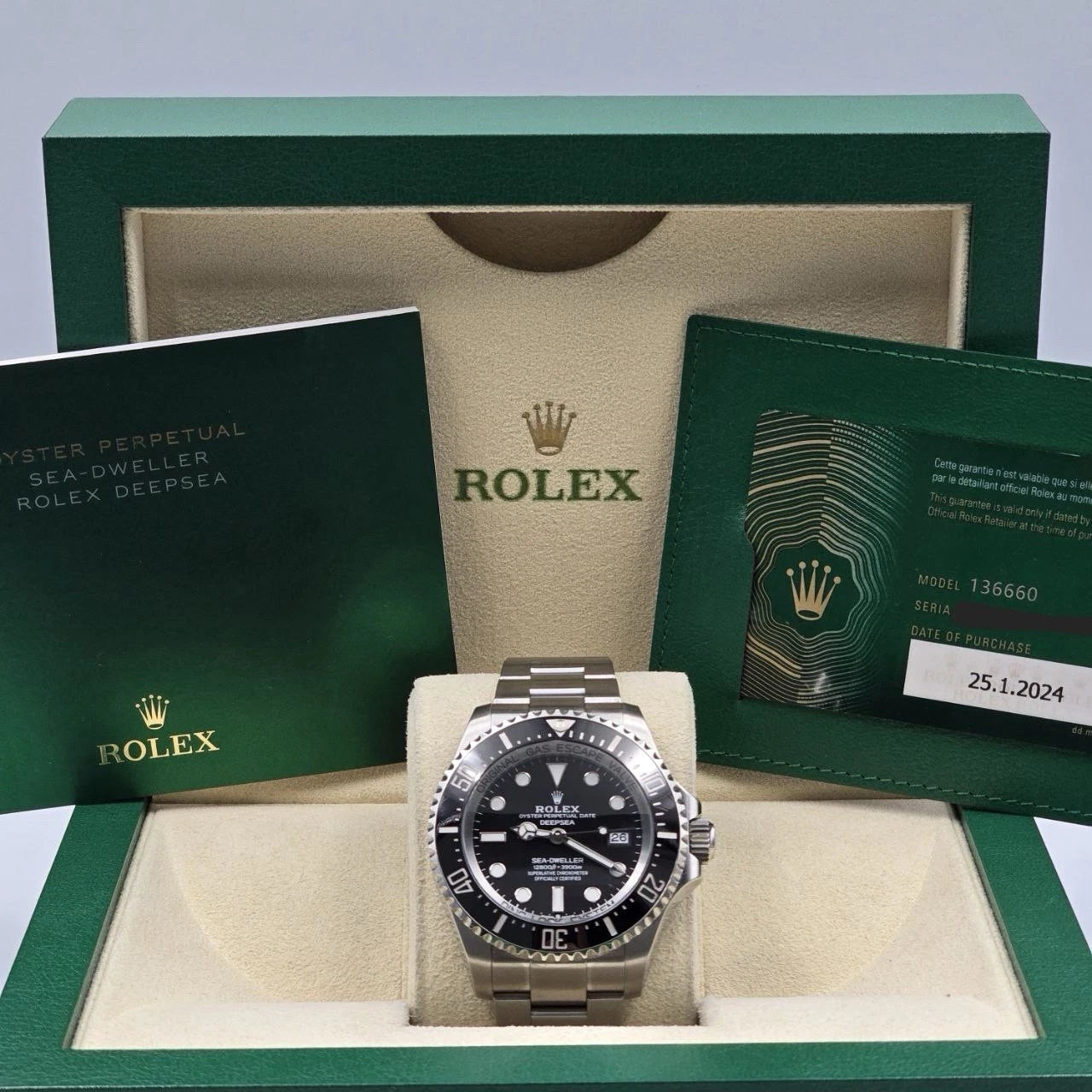 PAPERS 2024 Rolex Sea-Dweller Deepsea Black Ceramic Steel Dive 44mm 136660 BOX