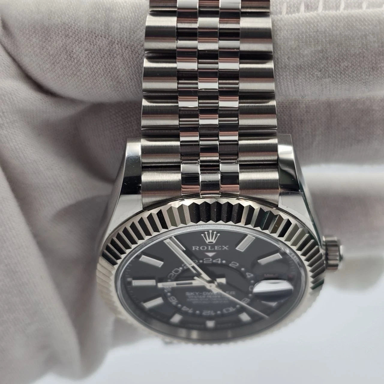 NEW 2026 Rolex Sky-Dweller 42mm Black Dial Jubilee Stainless Steel 336934