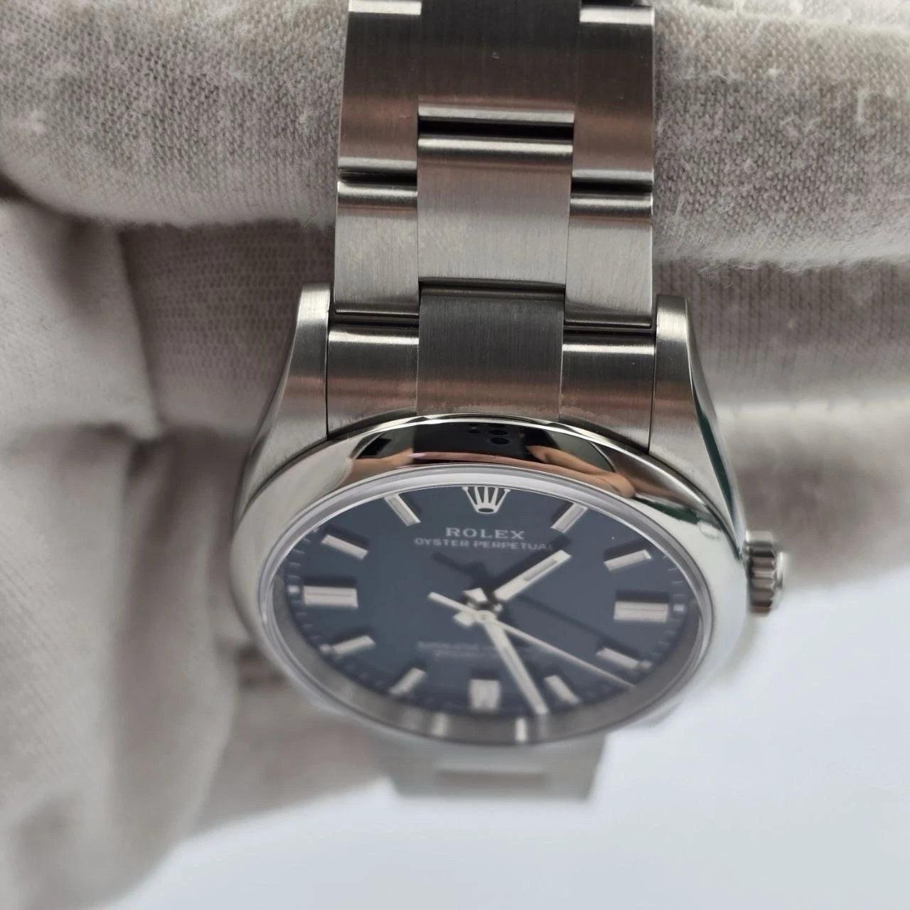 Rolex Oyster Perpetual 126000 Blue Dial