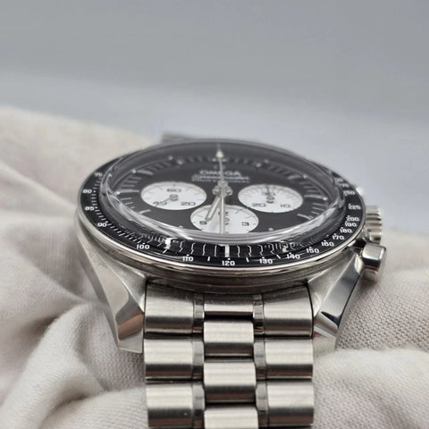 Omega Speedmaster Moonwatch Reverse Panda