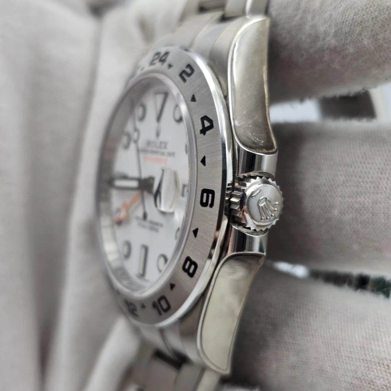 PAPERS 2019 Rolex Explorer II Stainless Steel White Orange 42mm Watch 216570 BOX