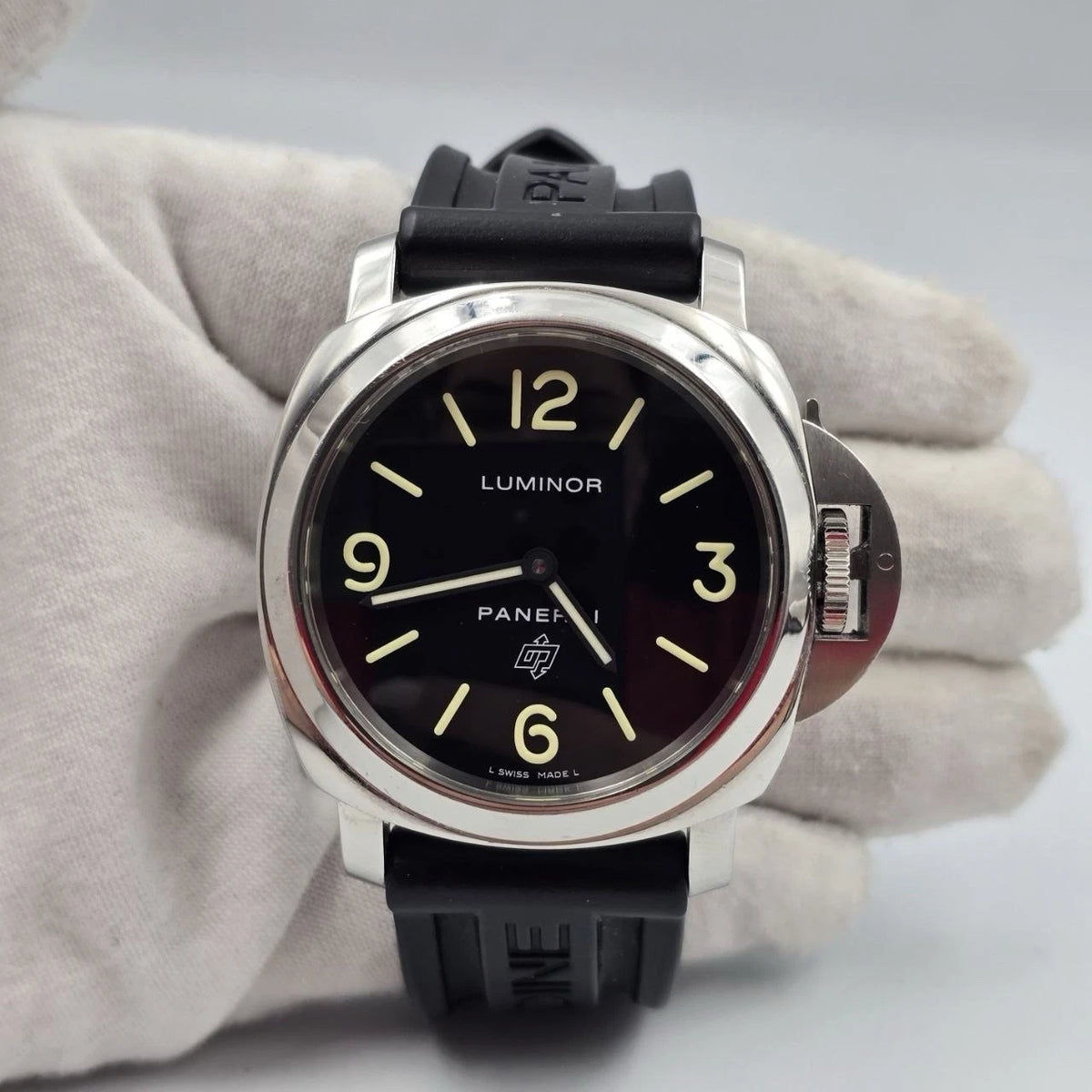 Panerai Luminor Base Logo Stainless Steel Black Rubber Strap 44mm Watch PAM01000