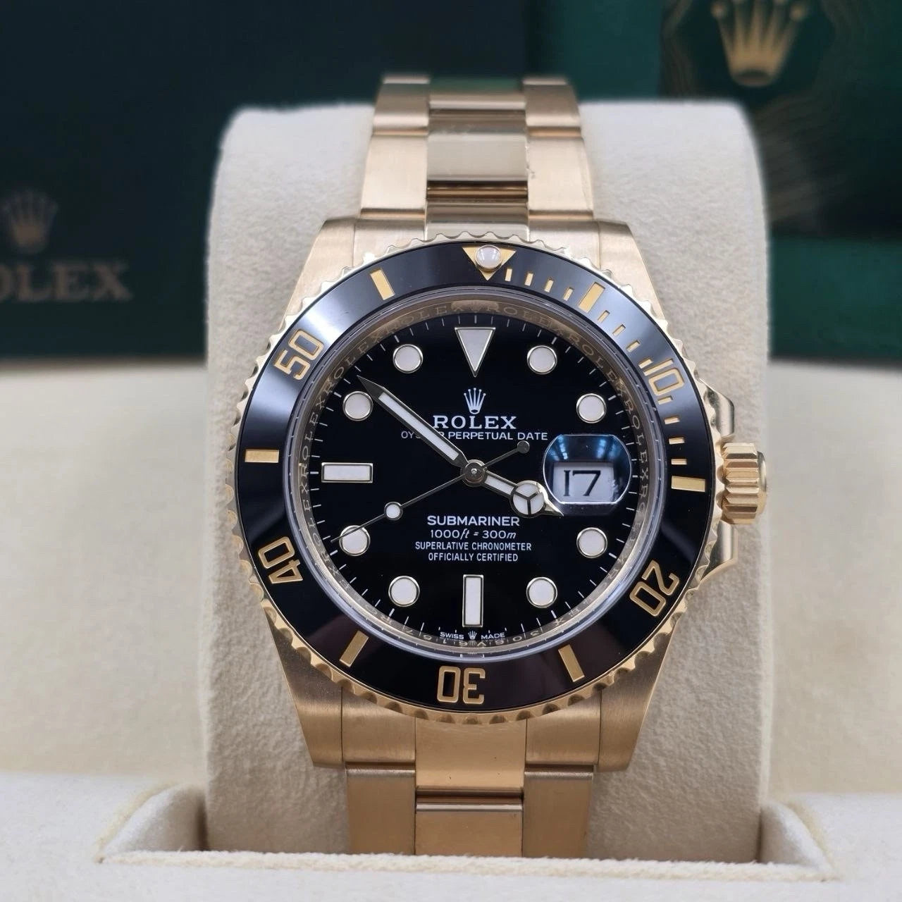 PAPERS 2023 Rolex Submariner Date 41mm 18k Yellow Gold Black Dial 126618LN BOX