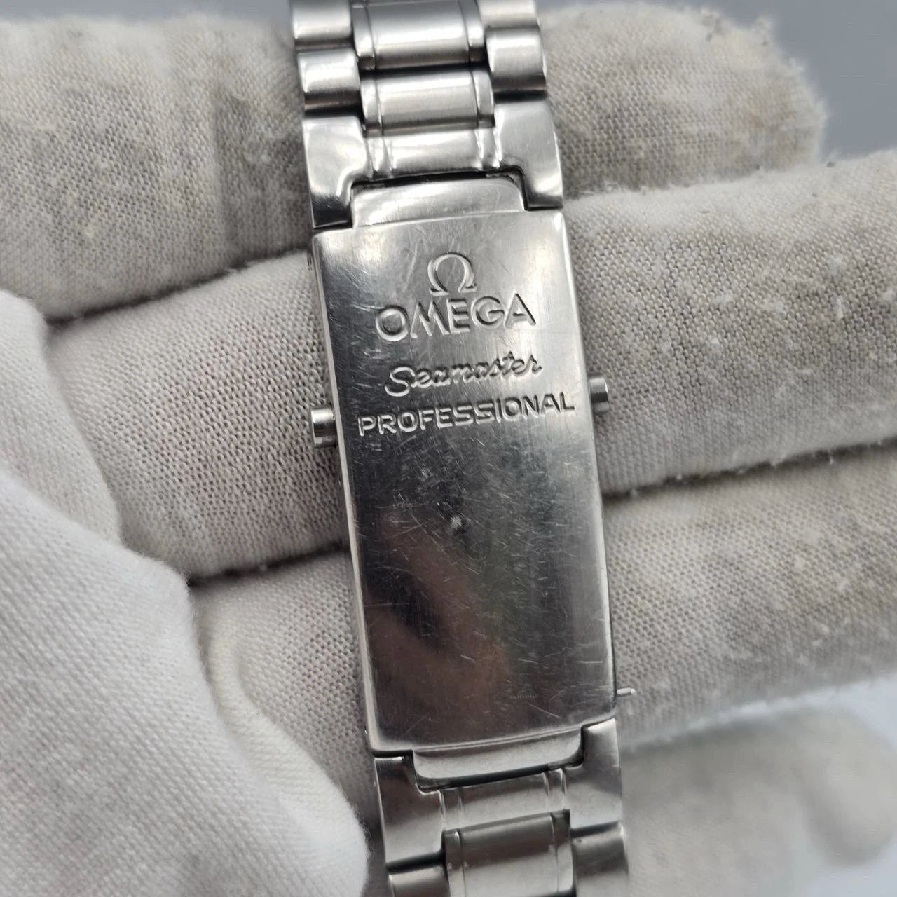 Omega Seamaster Professional Peter Blake Black Dial 41mm Watch 2254.50