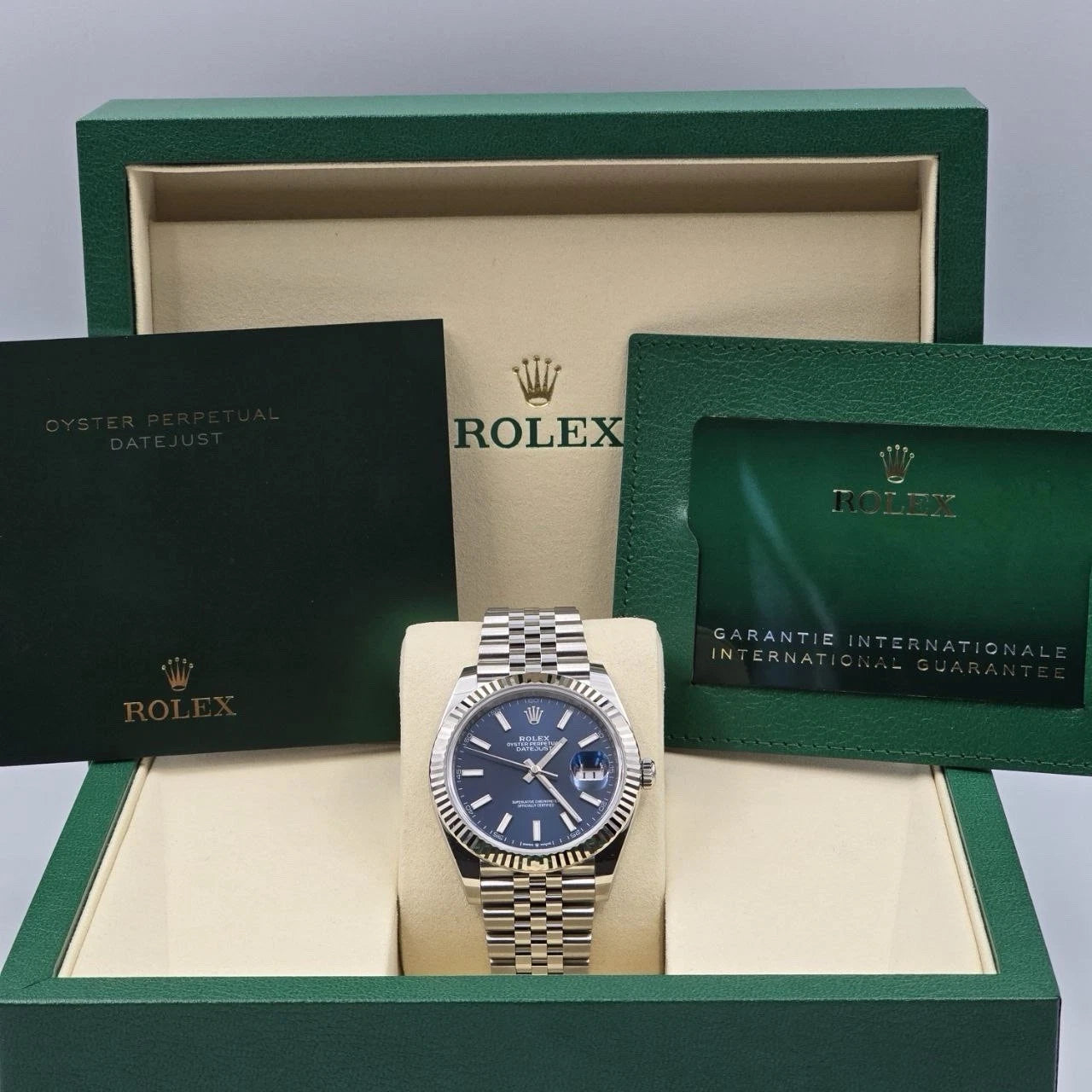 NEW 2025 Rolex Datejust 41mm 126334 Blue Stick Dial Fluted Bezel Jubilee UNWORN