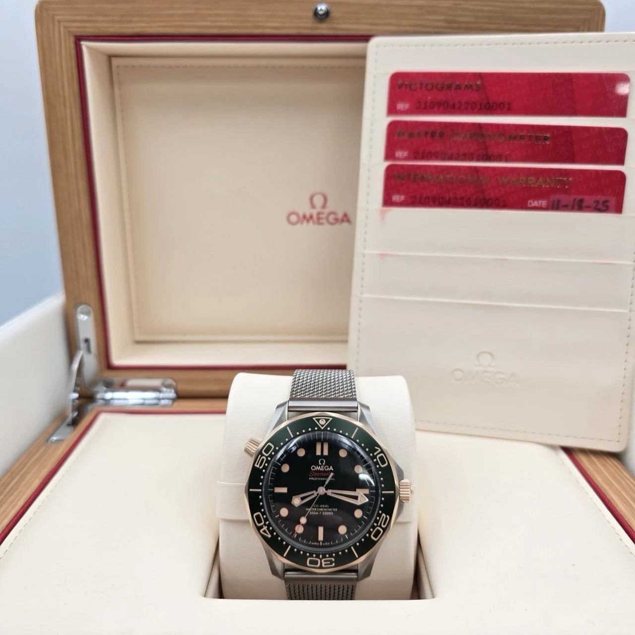 2025 Omega Seamaster Diver Green Dial Titanium Bronze Gold 210.90.42.20.10.001