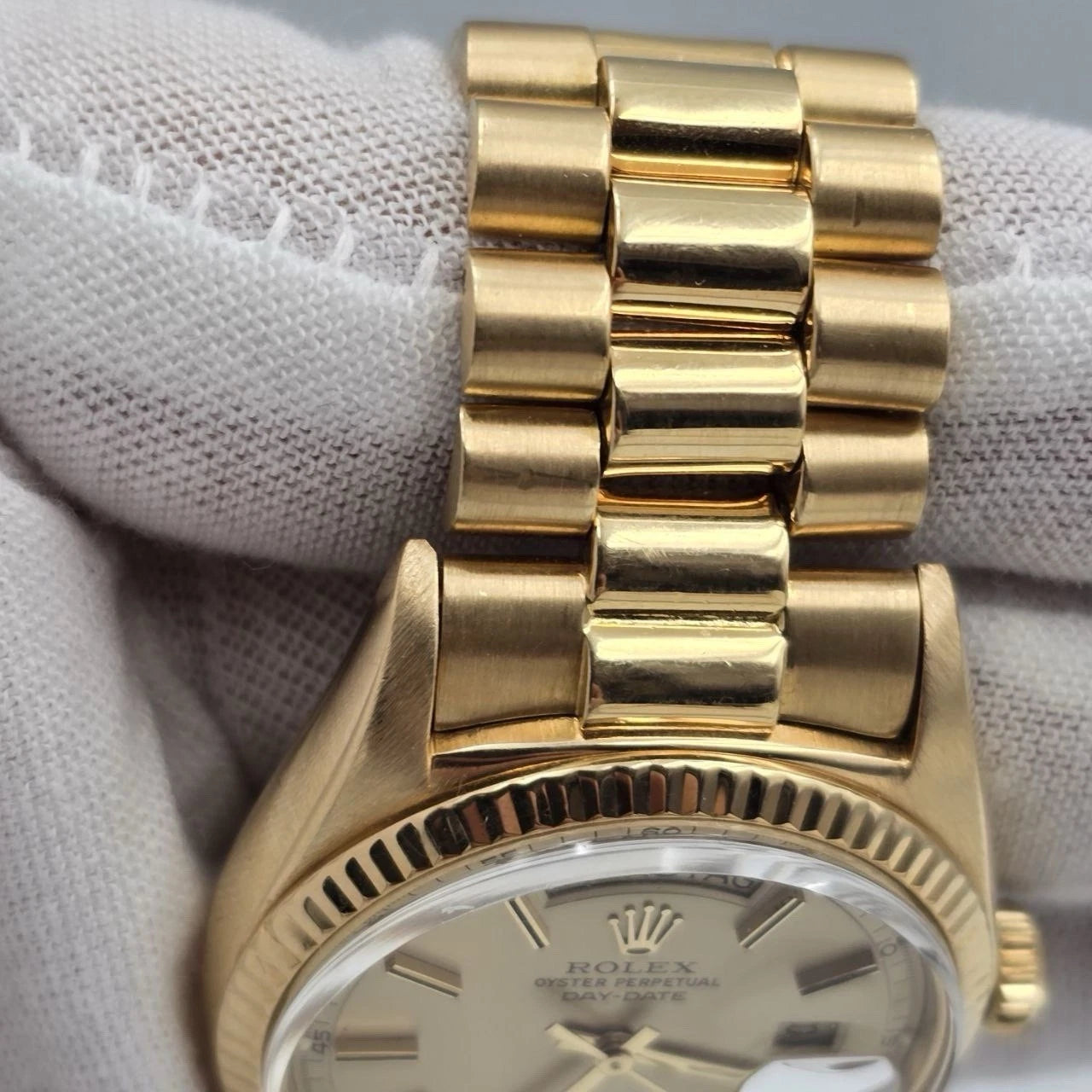 PAPERS Rolex Day-Date 1803 President German 18k Gold 36mm Factory Champagne Dial