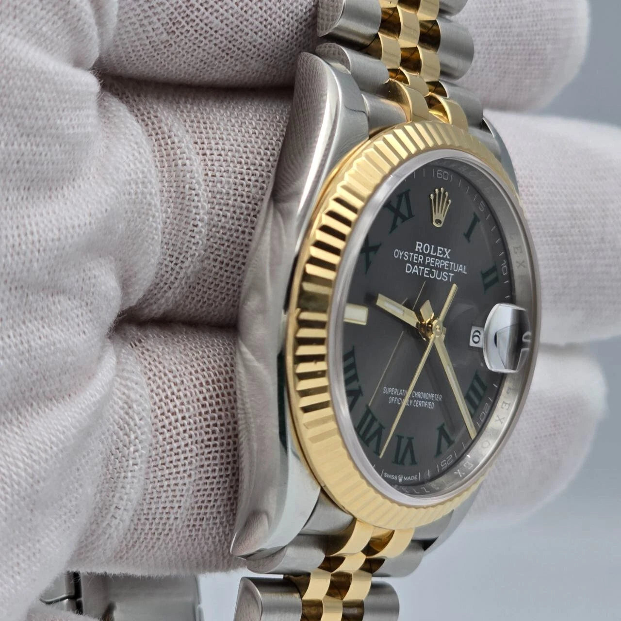 2023 Rolex Datejust 36mm Wimbledon Yellow Gold Fluted Bezel Jubilee 126233 B+P