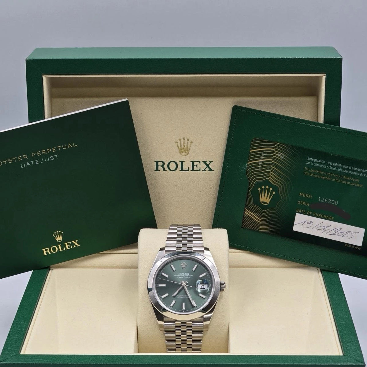 PAPERS 2025 MINT Rolex Datejust 41mm Smooth Mint Green Dial Jubilee 126300 BOX