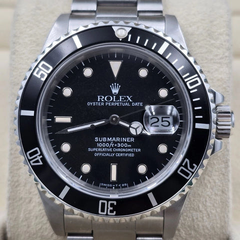 MINT Rolex Submariner Date 16800 Stainless Steel Black 40mm Oyster Watch