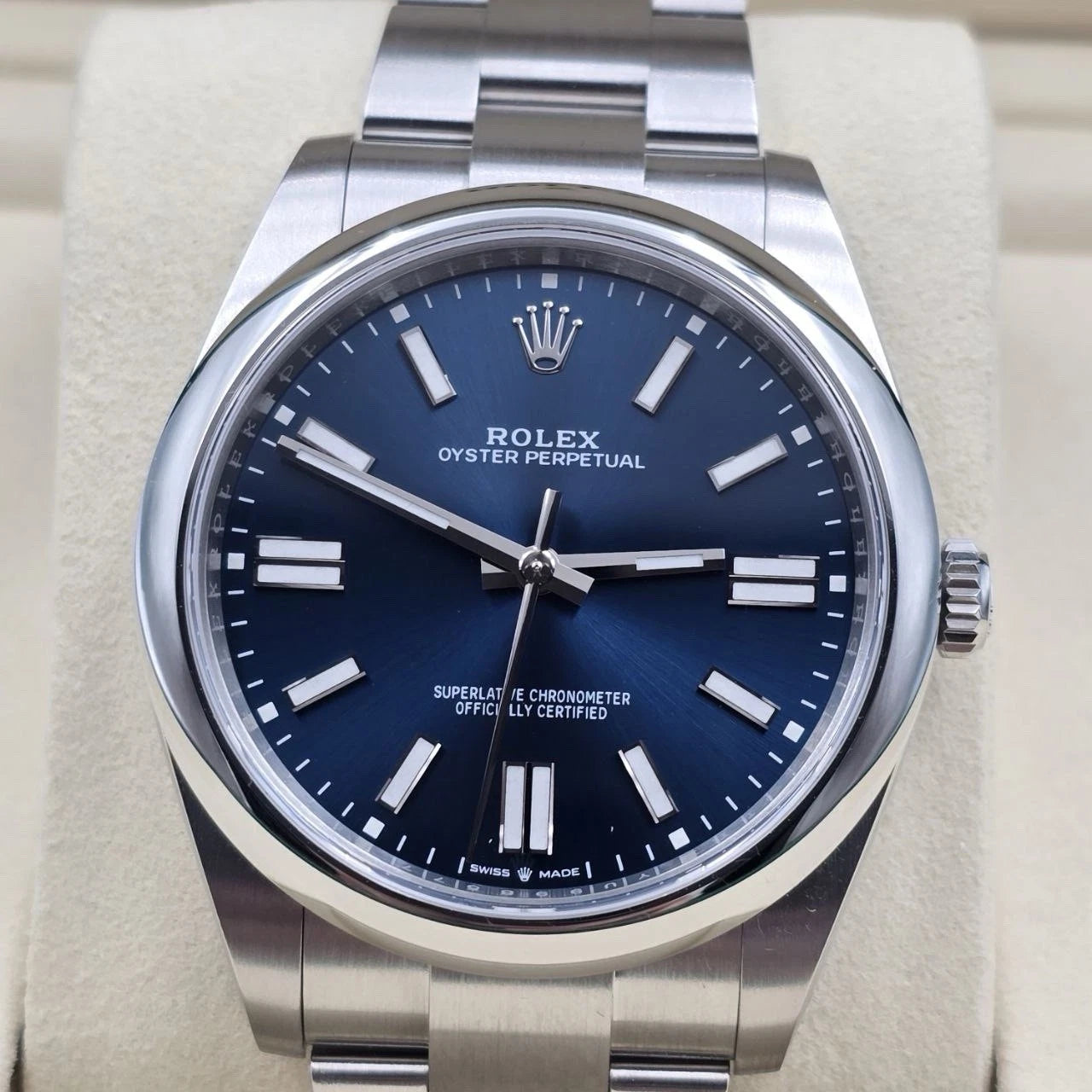 NEW 2025 PAPERS Rolex Blue Oyster Perpetual Steel 41mm Watch BOX 124300 UNWORN