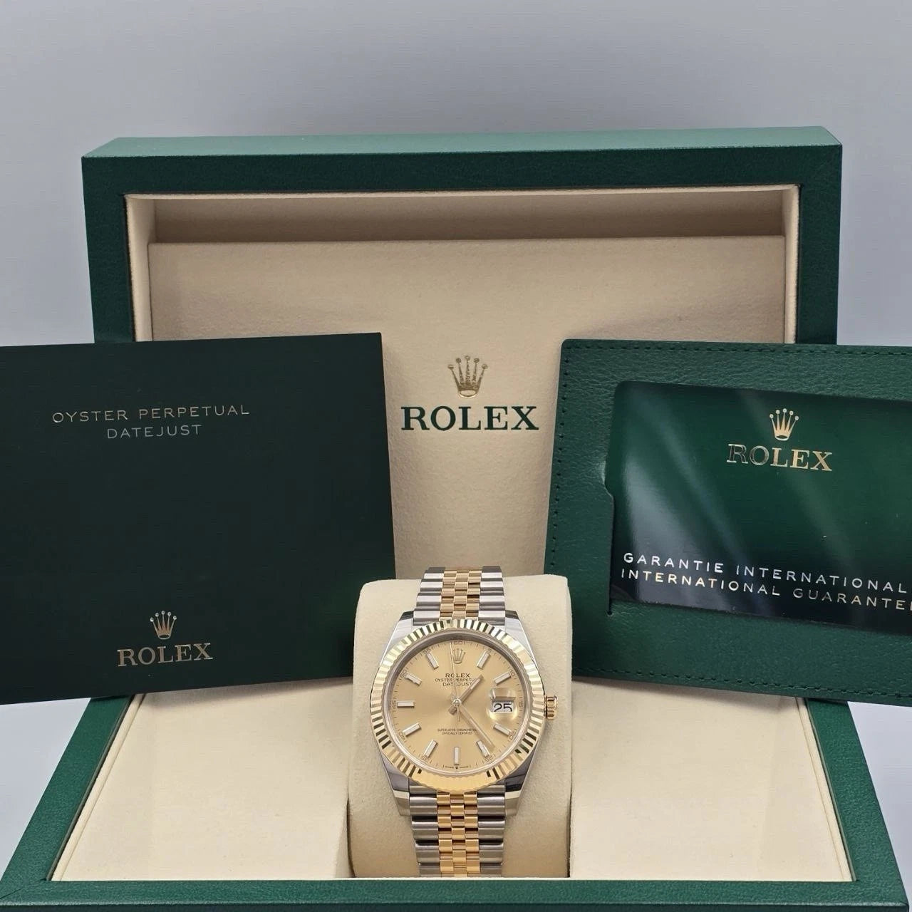 NEW 2025 Rolex Datejust 41mm 126333 TwoTone Jubilee Fluted Champagne Dial UNWORN