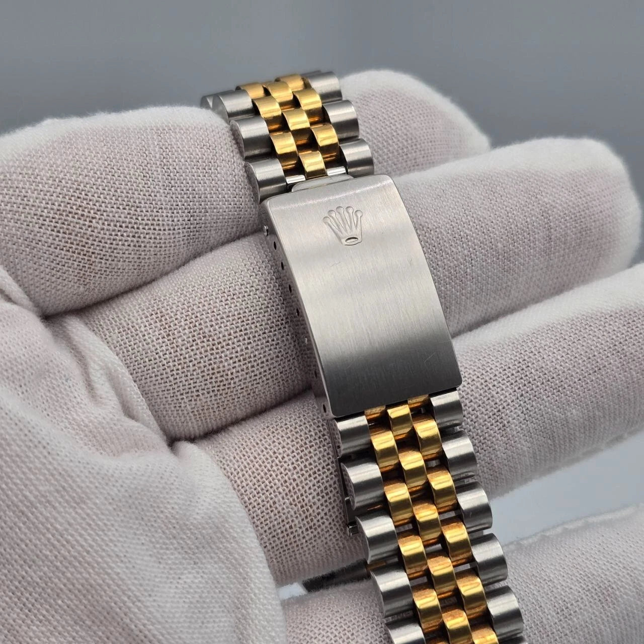 PAPERS Rolex Datejust Yellow Gold Steel Silver Dial 36mm NO HOLES 16233 Watch