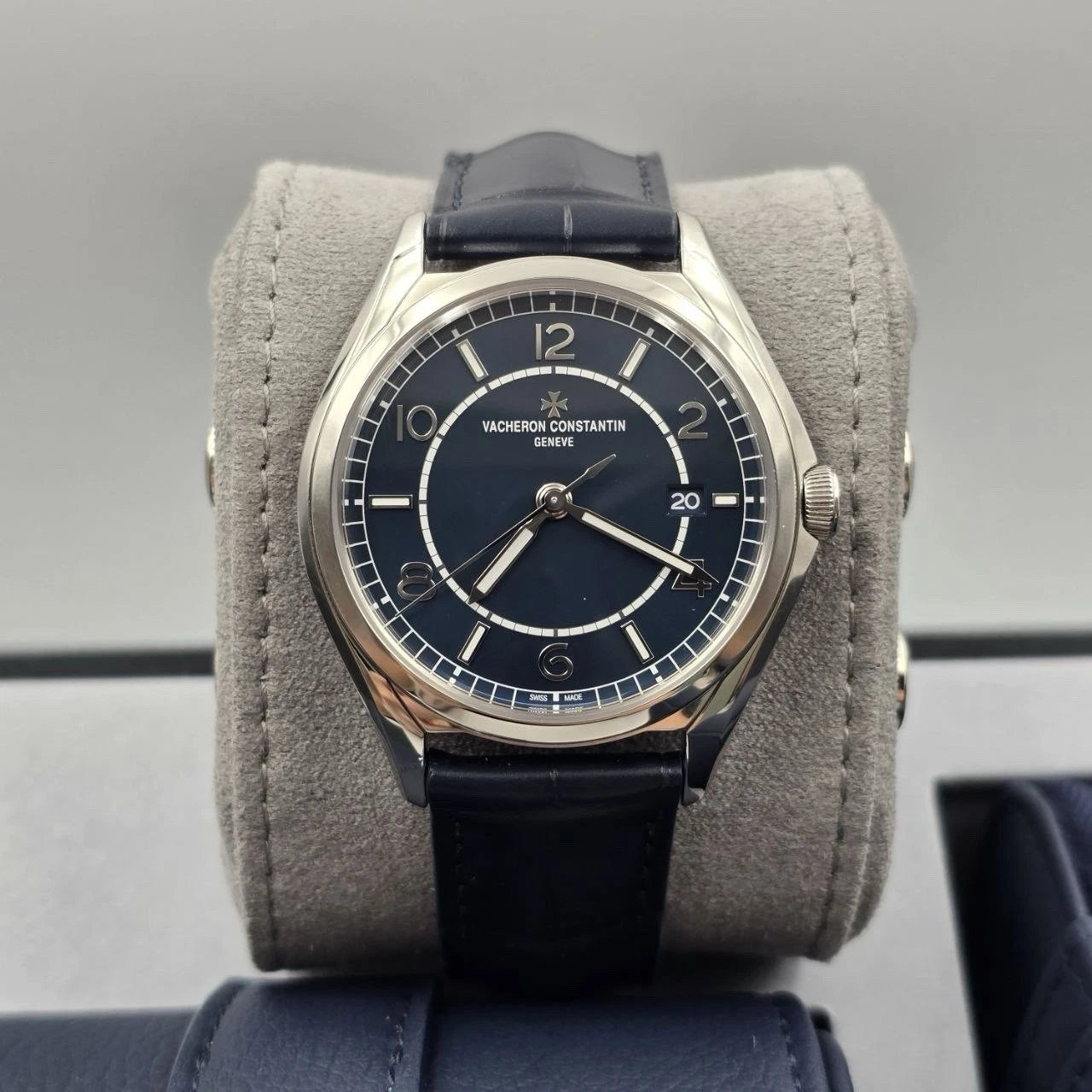 NEW 2026 Vacheron Constantin Fiftysix 40mm BLUE Dial Steel 4600E/000A-B487
