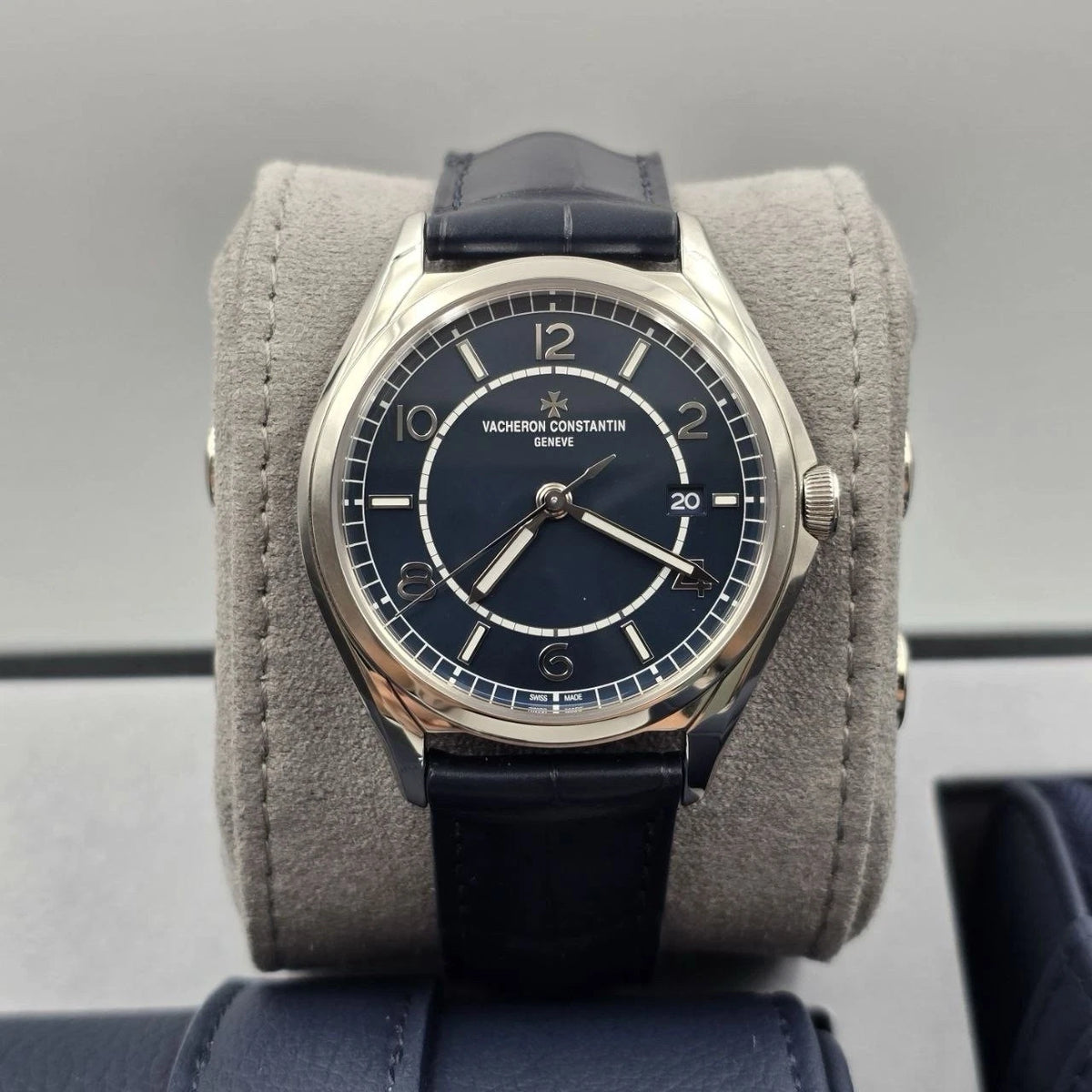 NEW 2026 Vacheron Constantin Fiftysix 40mm BLUE Dial Steel 4600E/000A-B487