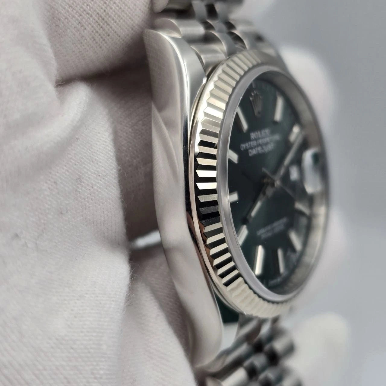 2023 PAPERS Rolex Datejust 36mm Mint Green Dial Fluted Jubilee 126234 BOX