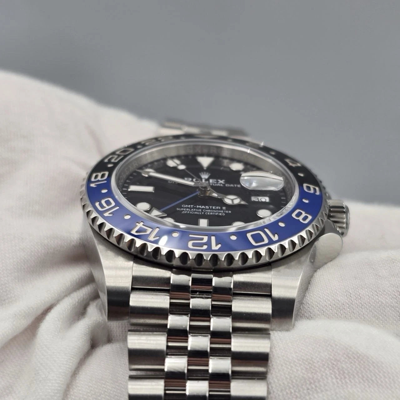 2022 PAPERS Rolex GMT-Master II 126710BLNR Batgirl Jubilee 40mm Watch BOX