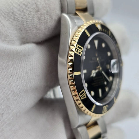 2004 PAPERS Rolex Submariner 16613 Black Dial Two Tone Gold Clasp 40mm BOX + RSC