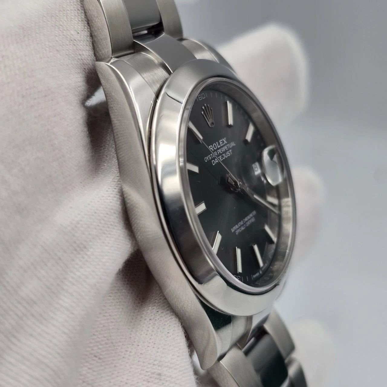 Rolex Datejust 41mm 126300 Rhodium Stick Dial Smooth Bezel Oyster