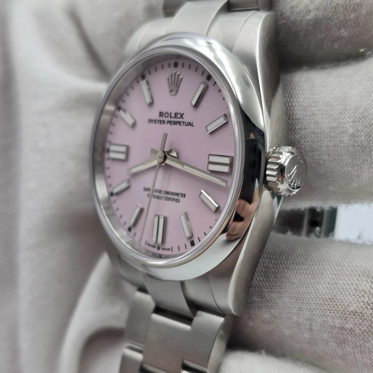 NEW 2026 Rolex Oyster Perpetual Stainless Steel 41mm Candy Pink Dial 134300