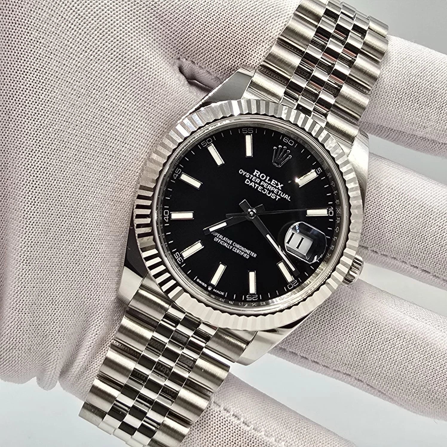 NEW 2025 Rolex Datejust 41mm 126334 Black Jubilee Fluted Bezel UNWORN