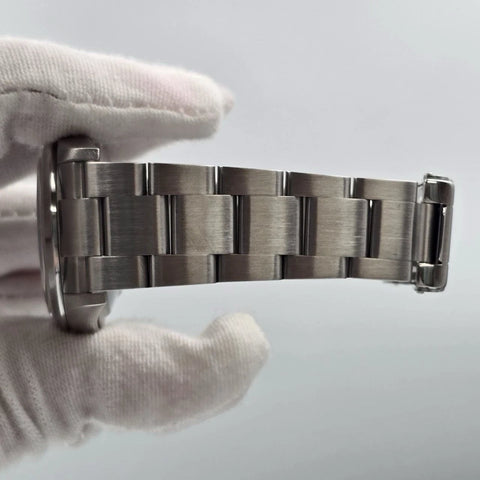 2005 Rolex Explorer l 114270 36mm Stainless Steel Black Dial Watch