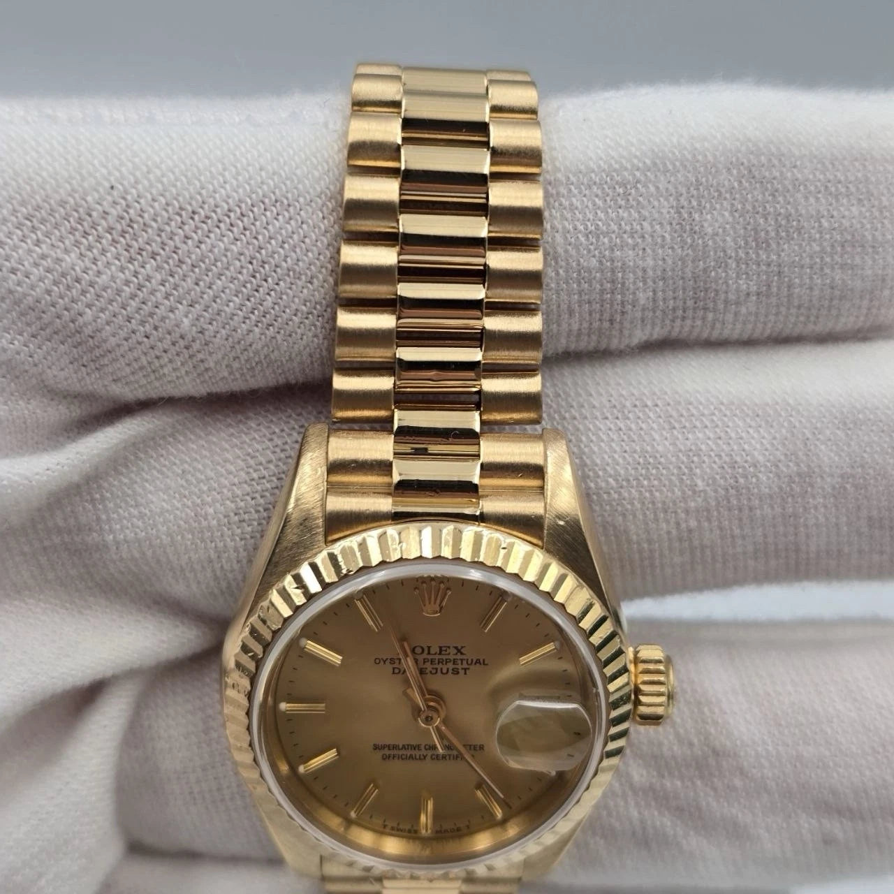 Rolex Datejust Champagne Stick Dial 18K Yellow Gold Fluted Bezel 26mm 69178