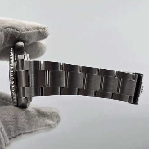 Rolex Submariner 126610LN 9