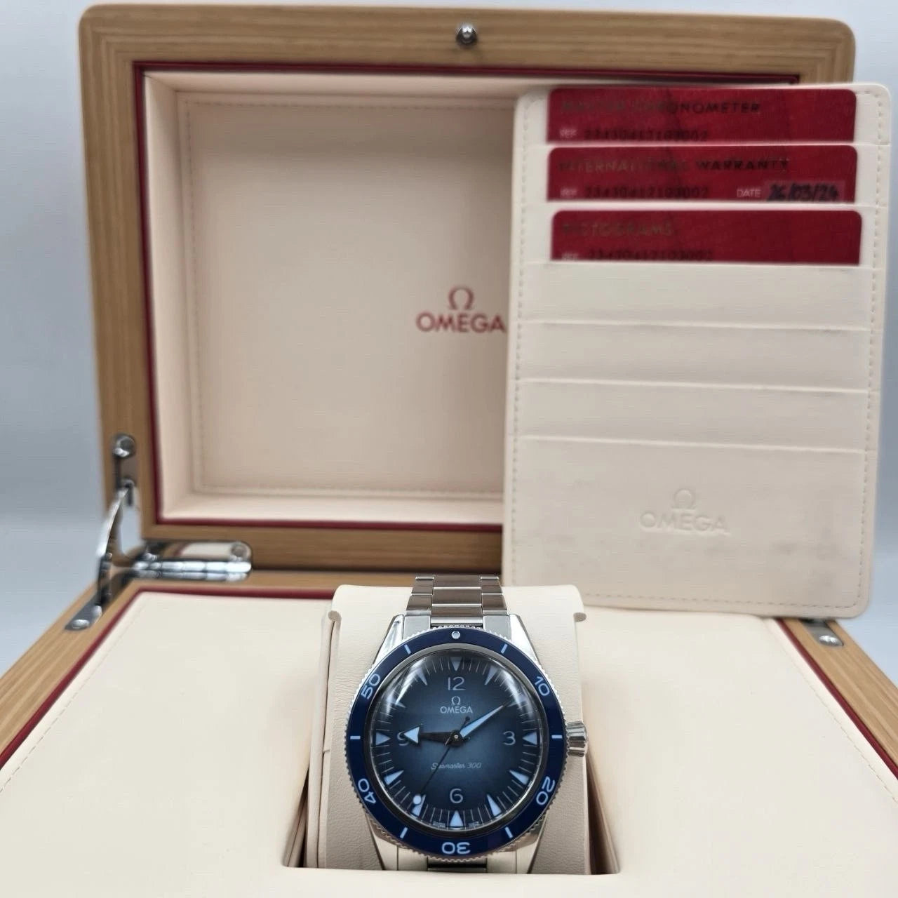 PAPERS 2024 Omega Seamaster Diver 300M Summer Blue 41mm 234.30.41.21.03.002 BOX