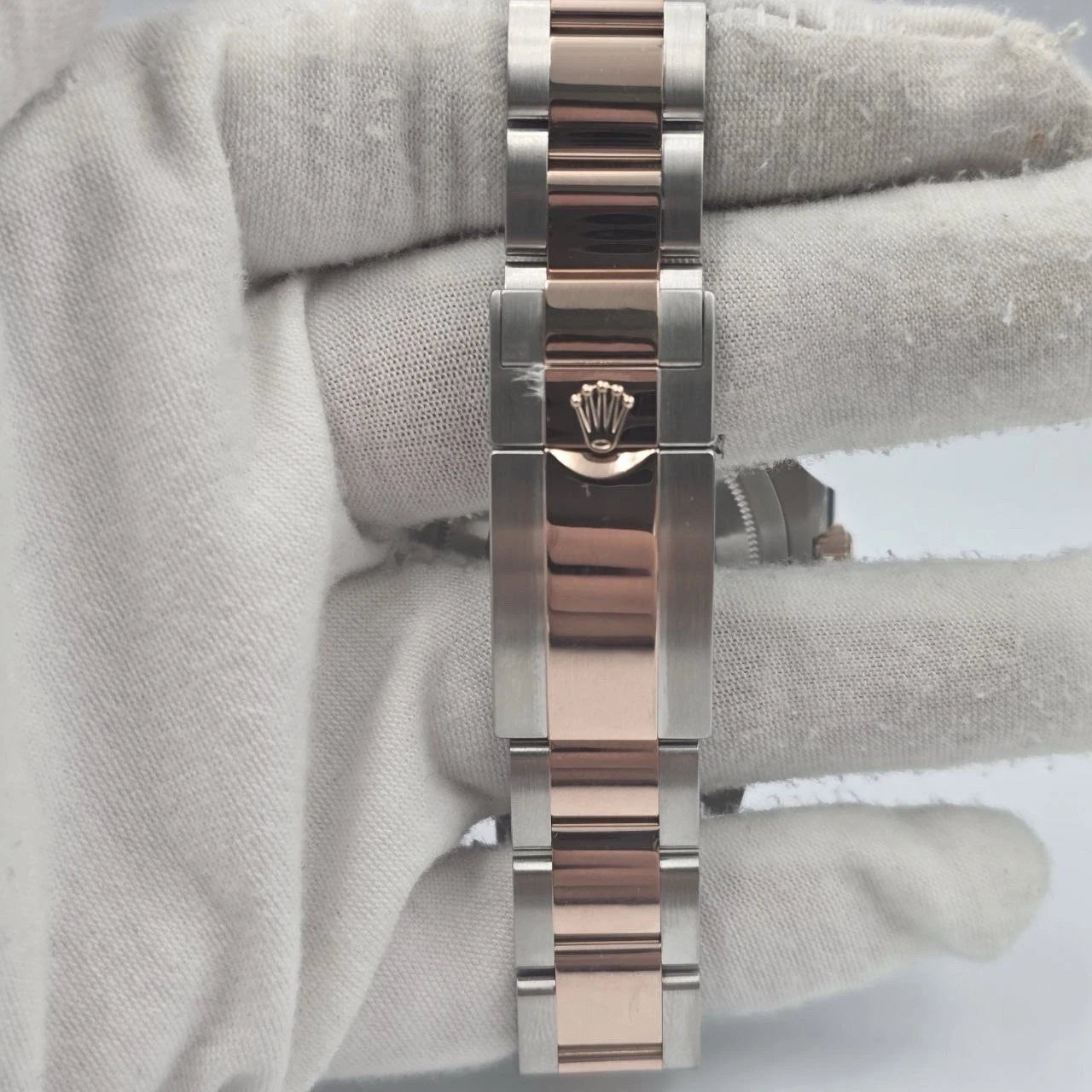 PAPERS 2019 Rolex GMT-Master II Rootbeer 40mm 126711CHNR Two-Tone Rose Gold BOX