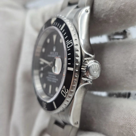 2001 Rolex Submariner Date 16610 Black Dial Stainless Steel Oyster 40mm