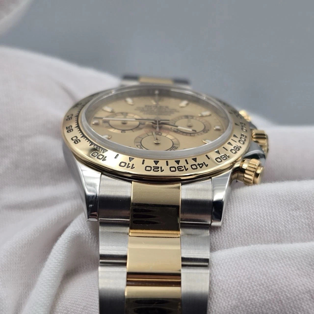 2023 PAPERS Rolex Daytona Champagne Dial 18K Yellow Gold Steel 116503 BOX