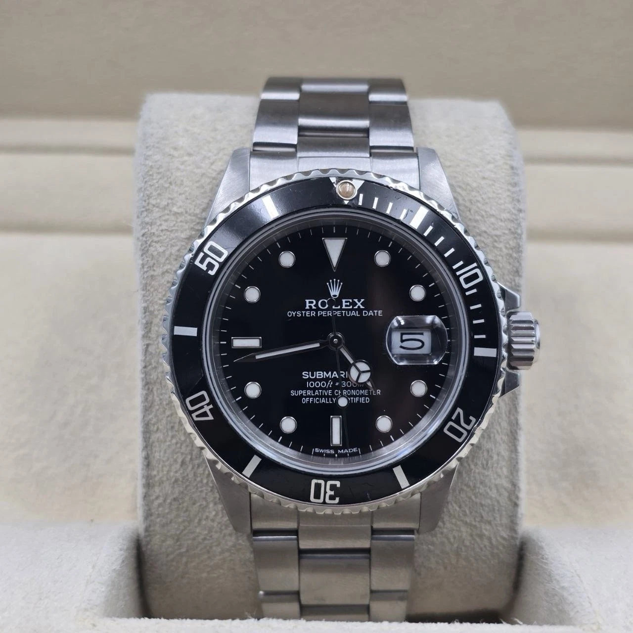 Rolex Submariner Date 16800