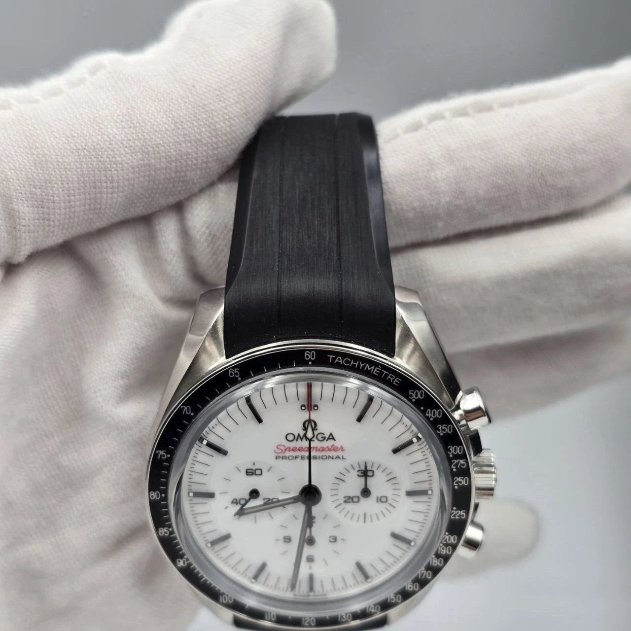 2026 NEW Omega Speedmaster Moonwatch Pro 310.32.42.50.04.001 White Dial 42mm