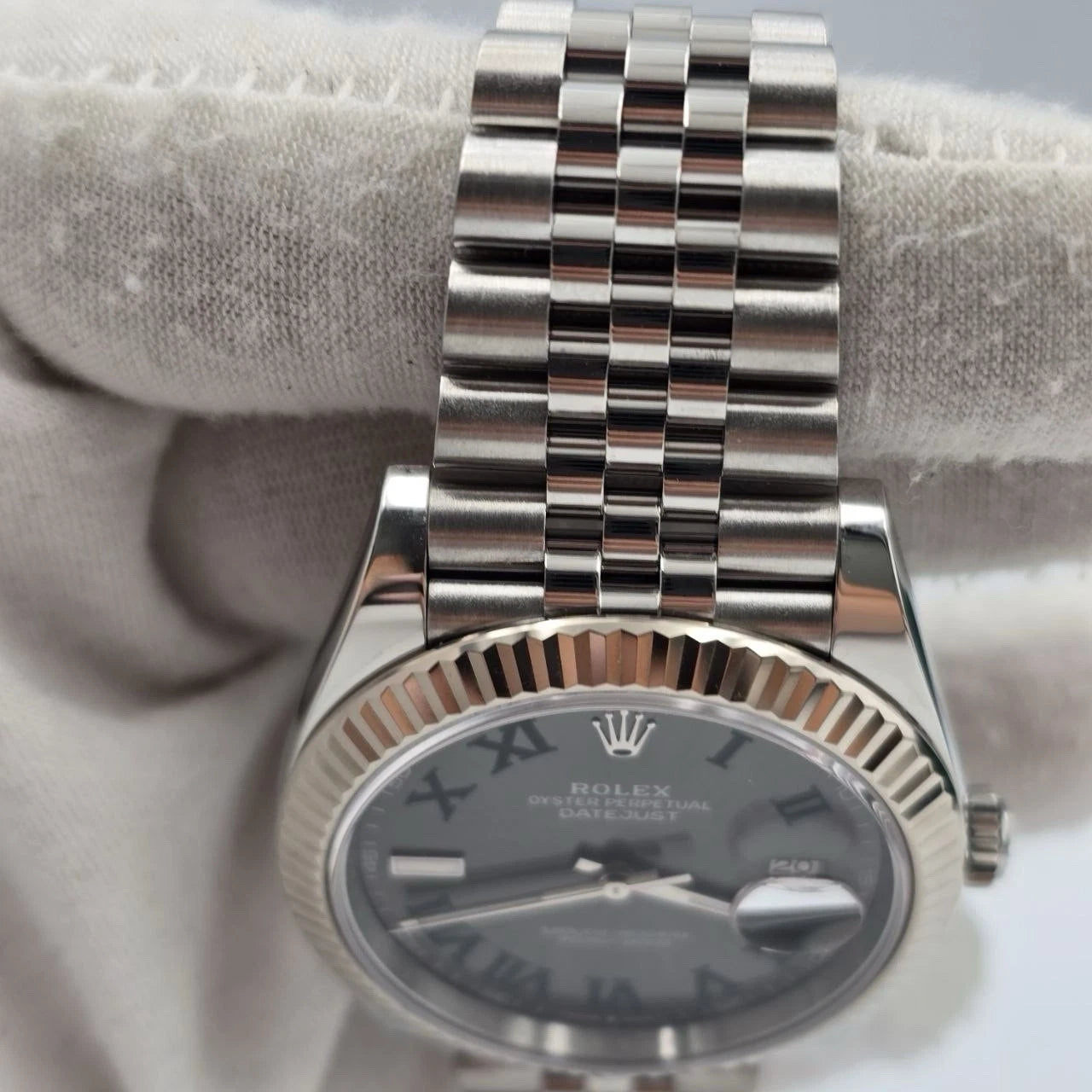 2024 PAPERS Rolex Datejust 41mm 126334 Steel Jubilee Gray Wimbledon Dial BOX