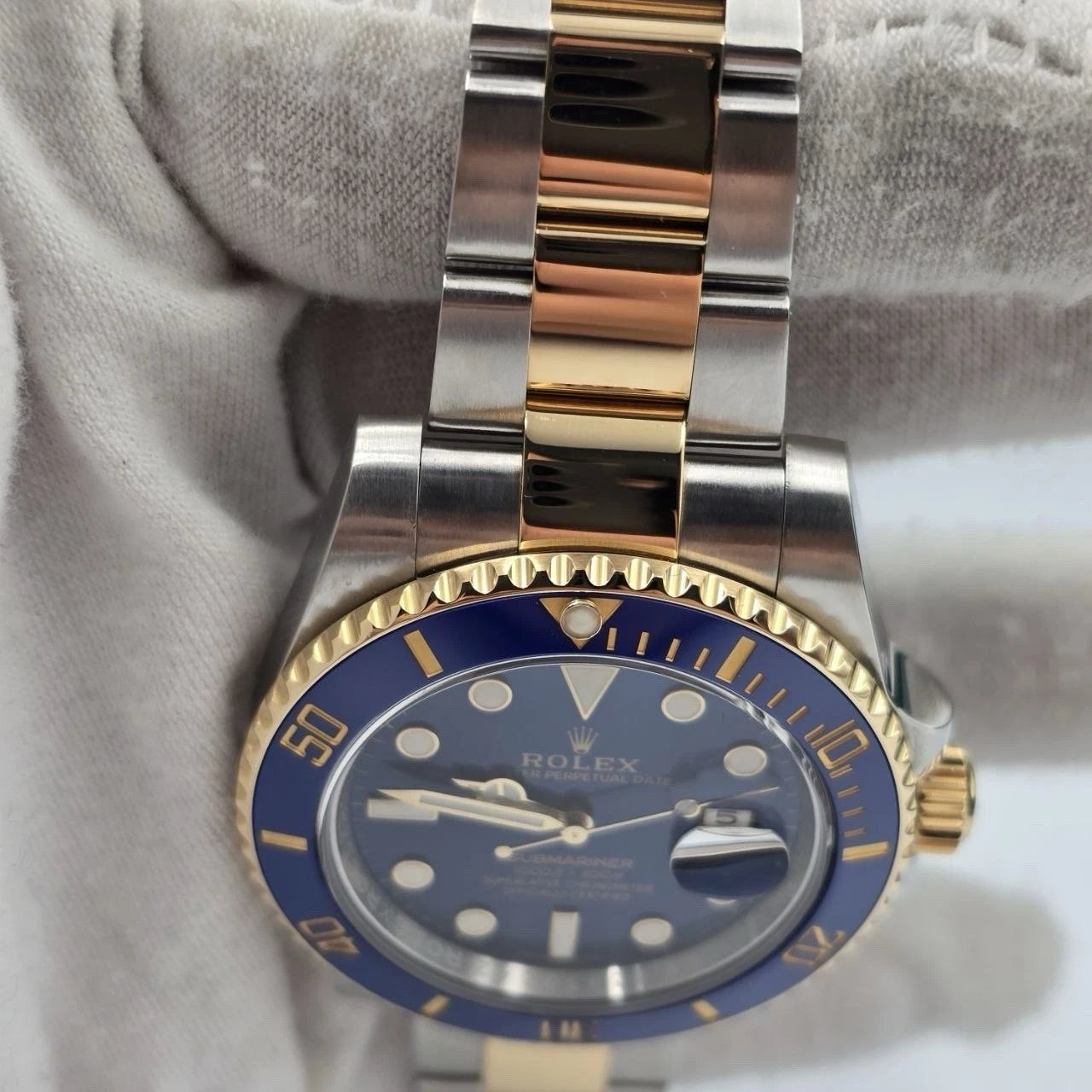 Rolex Submariner 116613LB 6