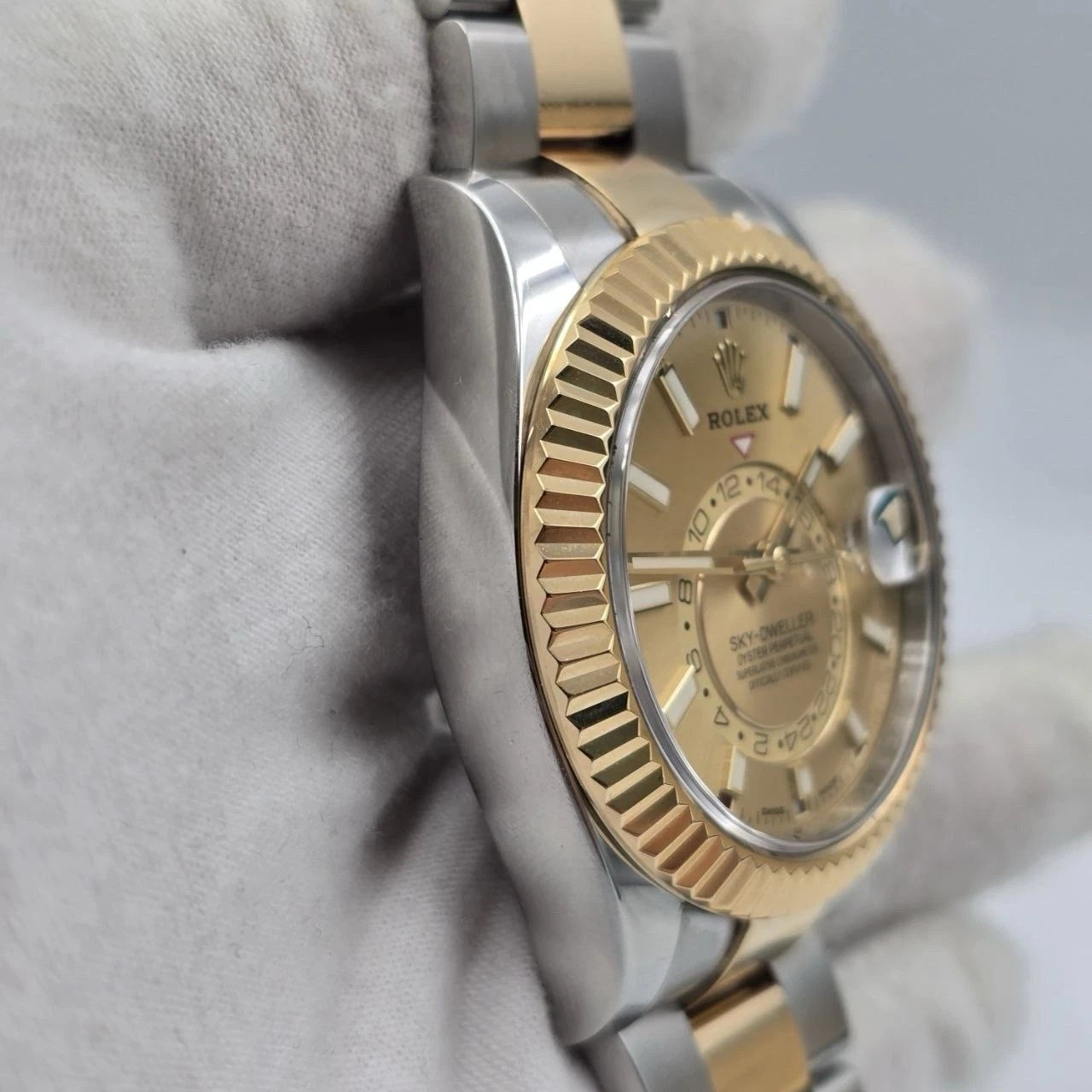 Rolex Sky-Dweller 326933