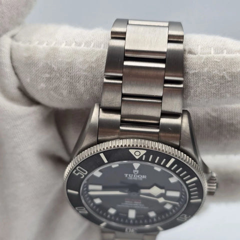 PAPERS 2023 Tudor Pelagos 25407N Titanium Black Dial Automatic 39mm BOX