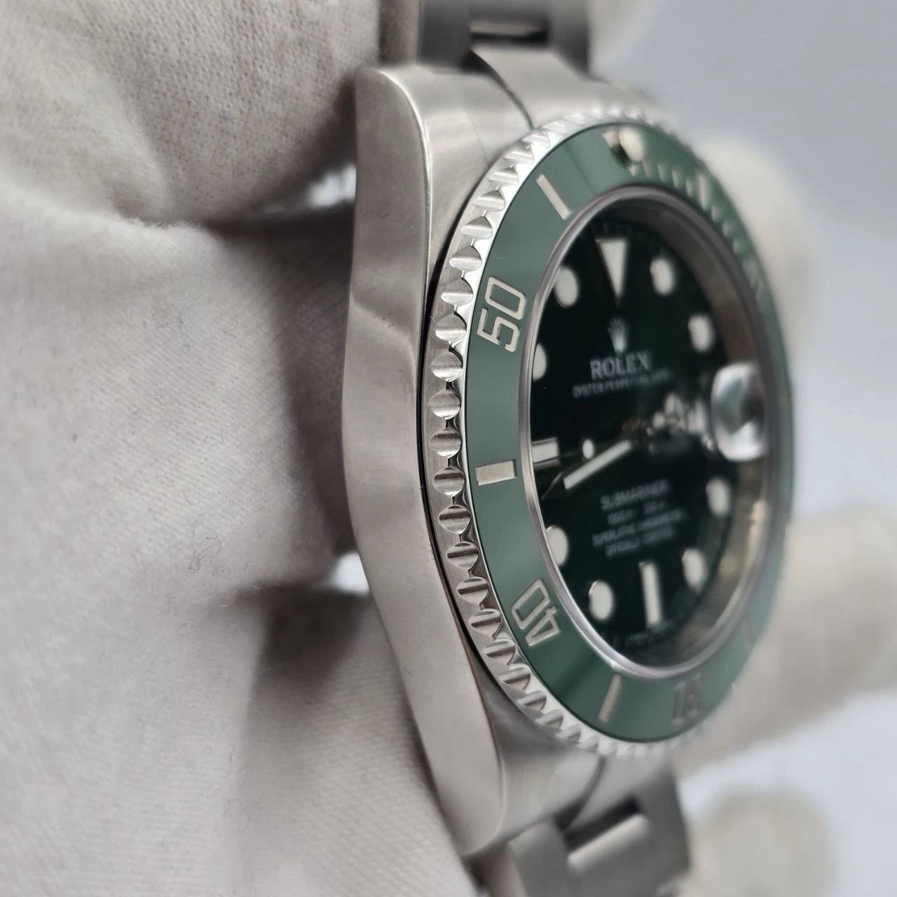 Rolex Submariner Hulk 116610LV