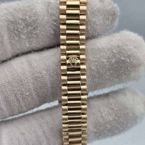 2000 PAPERS Rolex Datejust Champagne Diamond Dial 18K Yellow Gold 79178 26mm