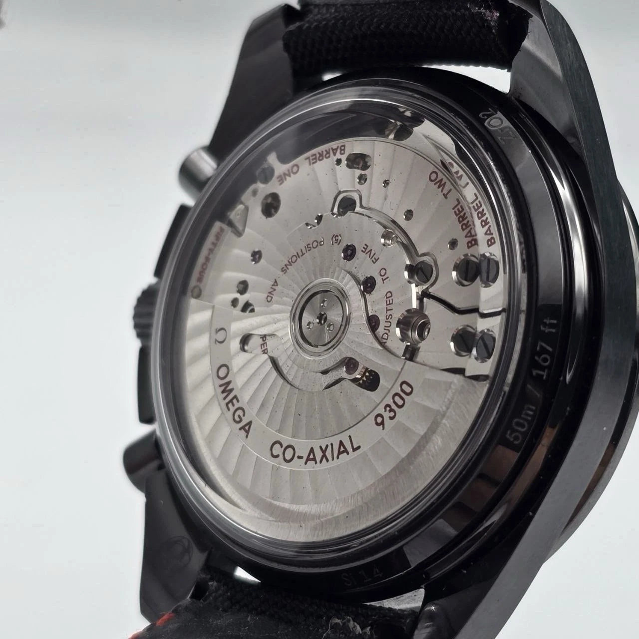 OMEGA Speedmaster Dark Side of the Moon 7
