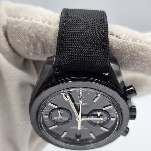 OMEGA Speedmaster Dark Side of the Moon 5