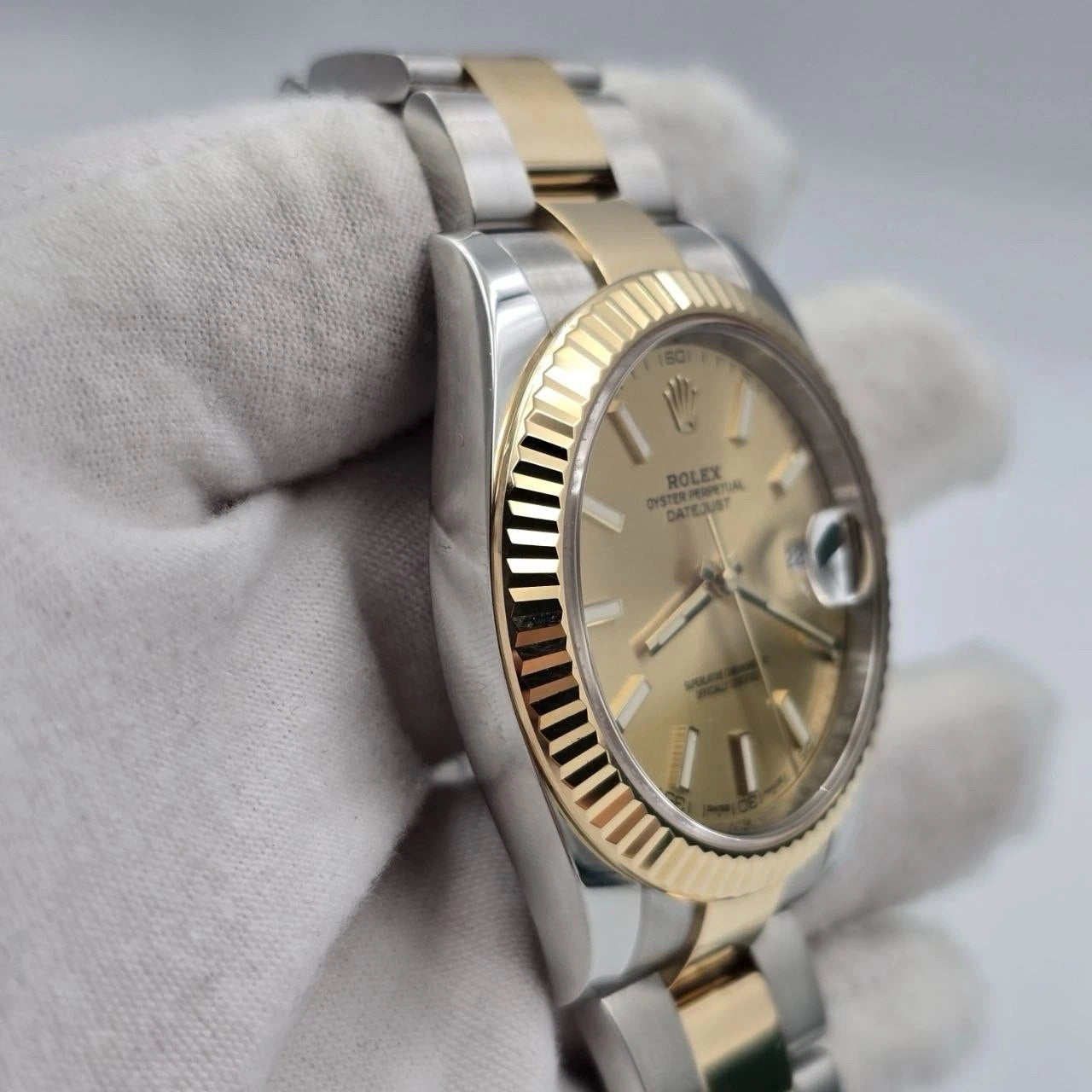 2017 PAPERS Rolex Datejust 41mm Champagne Dial Oyster 18K Gold Steel 126333 BOX