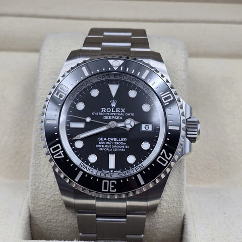 MINT 2023 PAPERS Rolex Sea-Dweller Deepsea Steel Black 44mm 136660 Watch BOX