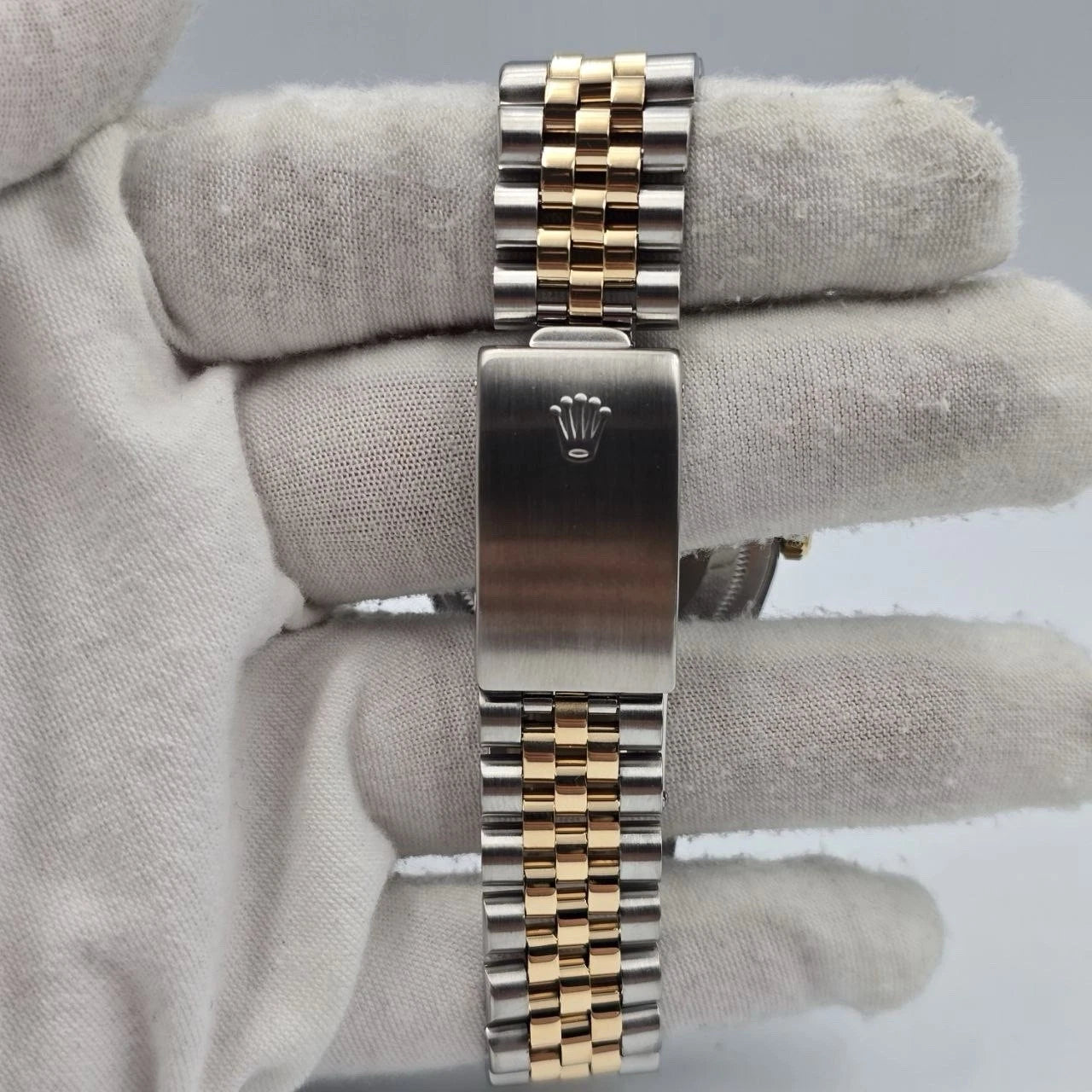 PAPERS Rolex Datejust 36mm Blue Vignette Diamond Dial 18K Gold Jubilee 16233
