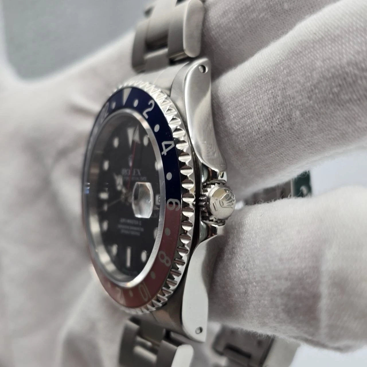 Rolex GMT-Master II Pepsi Stainless Steel Red Blue Faded Bezel Oyster 16710