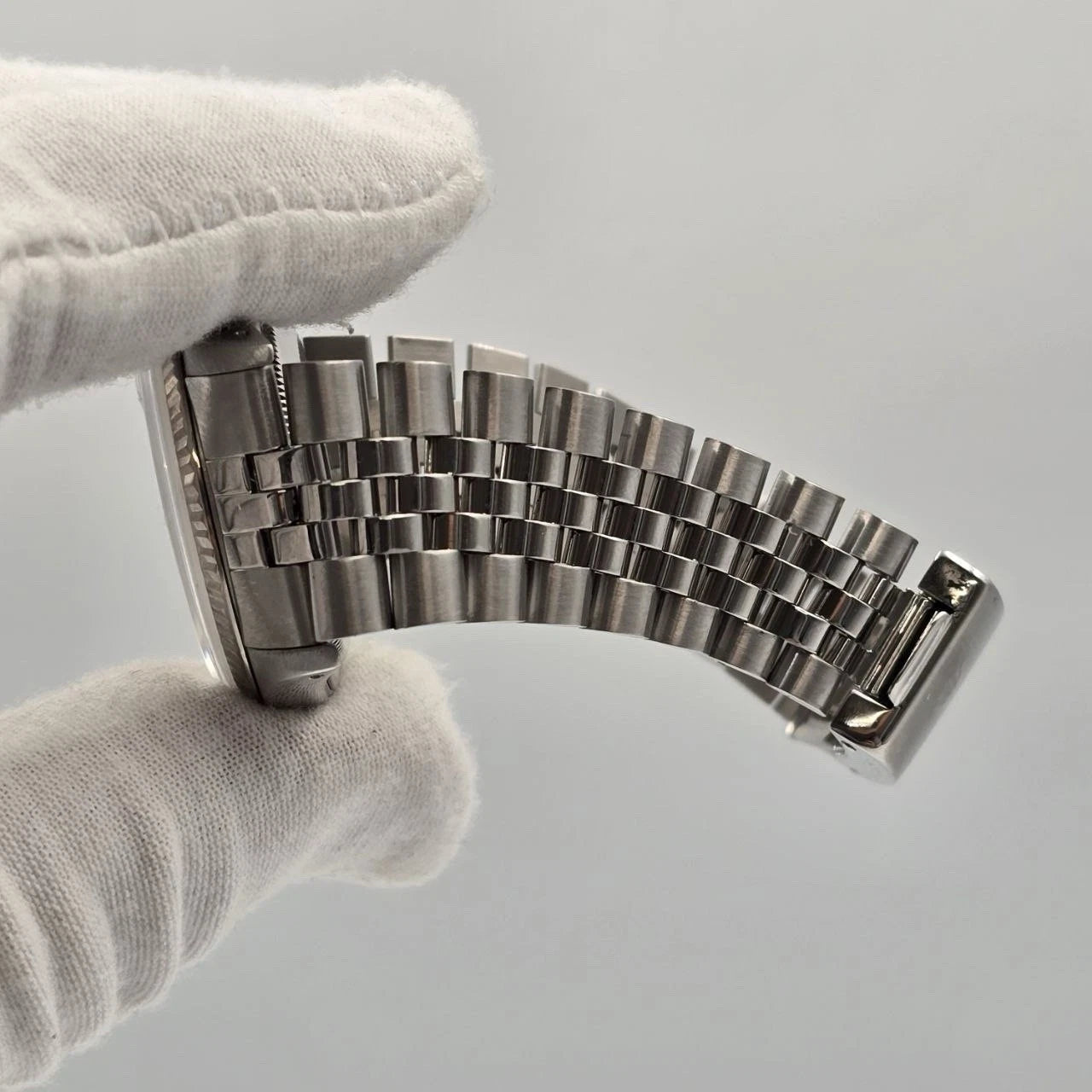 Rolex Datejust Silver Dial Stainless Steel Jubilee 16234 36mm Watch