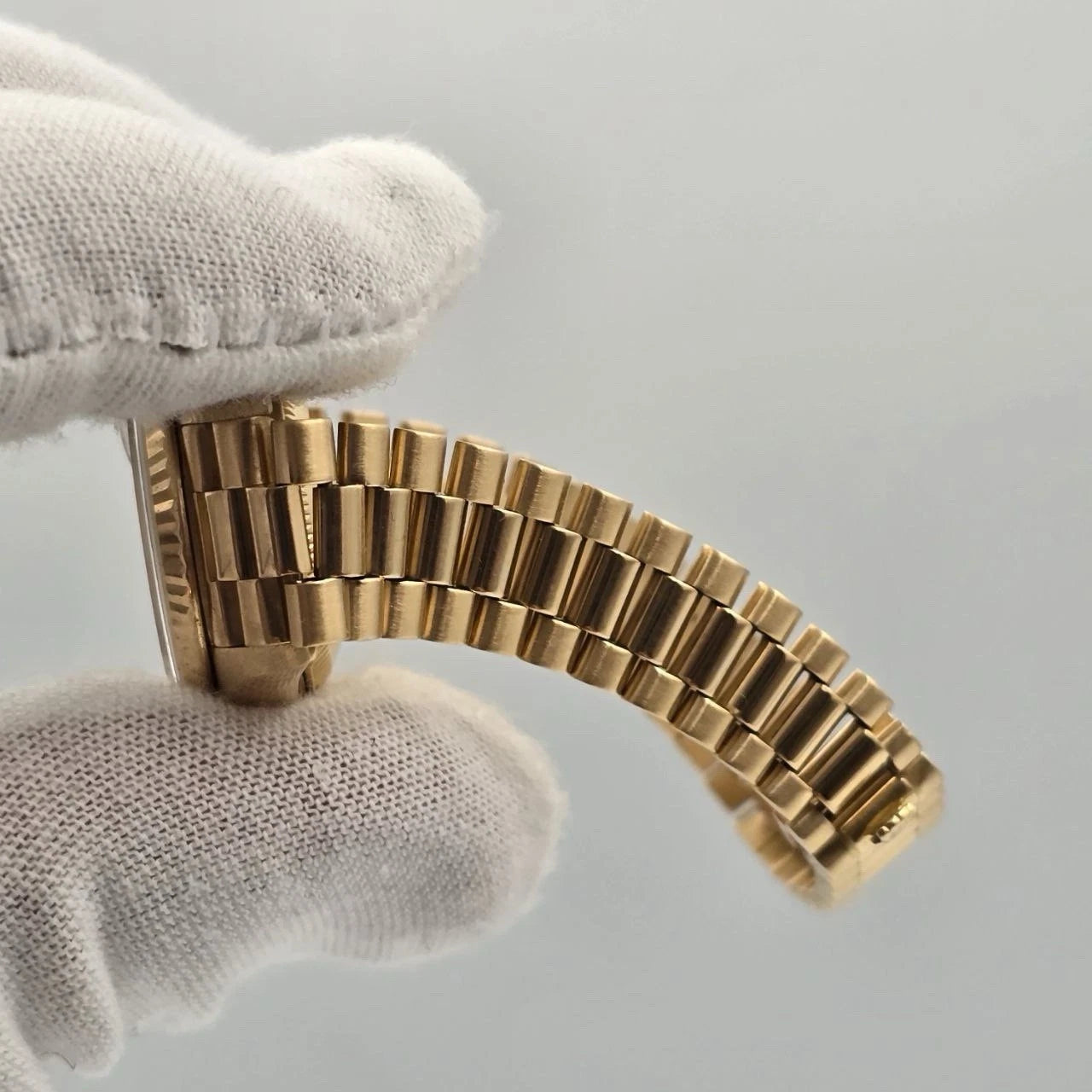 Rolex Ladies Datejust Gold President Factory Champagne Diamond Dial 26mm 69178